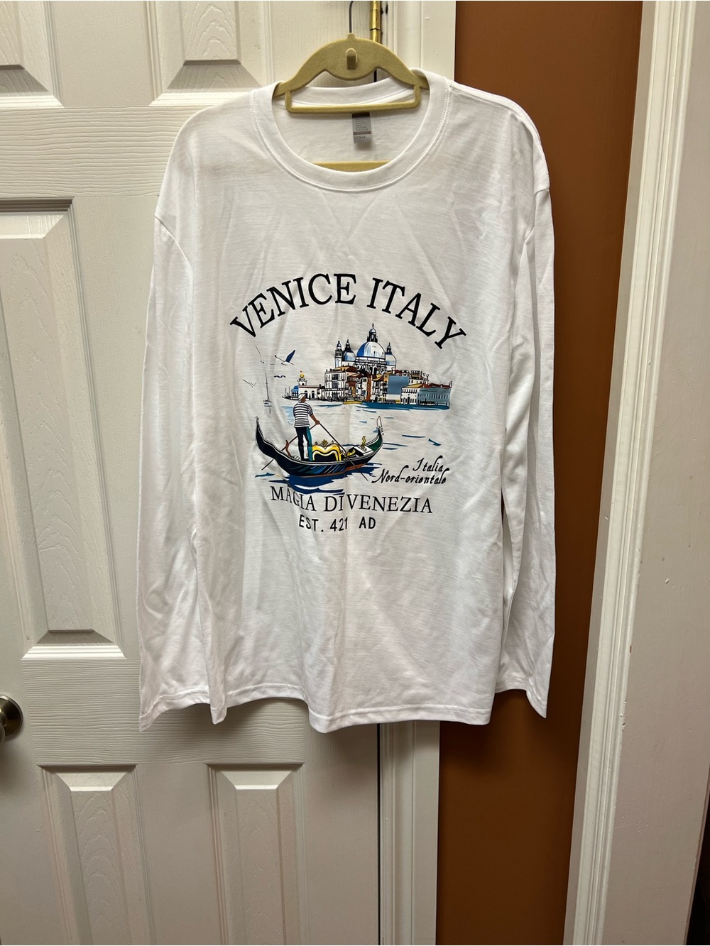 Venice Italy Graphic Long-Sleeve Tee - White